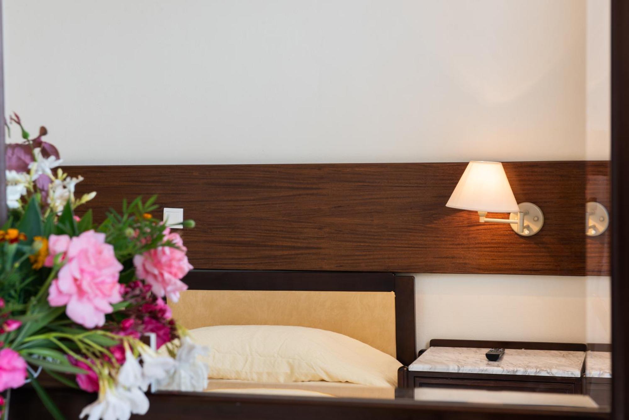 Aphrodite Beach Hotel Corfu Ρόδα Εξωτερικό φωτογραφία