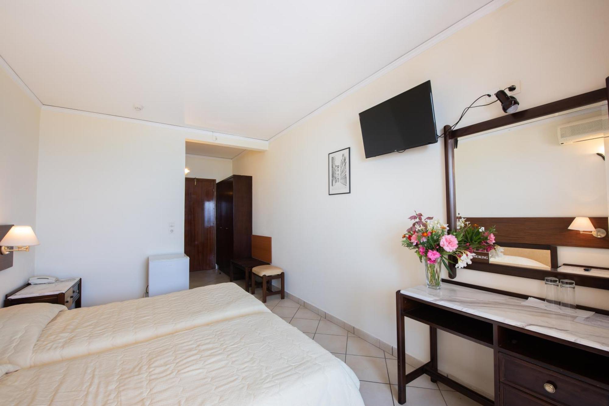 Aphrodite Beach Hotel Corfu Ρόδα Εξωτερικό φωτογραφία